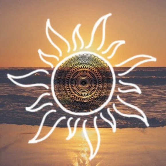 Profile Picture of Mollie Creagan (@molliecreagan) on Poshmark