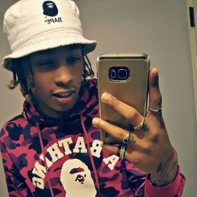 Profile Picture of RoyCloud$🌩🌩 (@RoyClouds) on Twitter