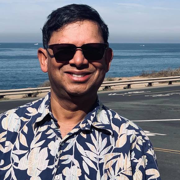 Profile Picture of Saket Ambasht (@akambasht) on Poshmark