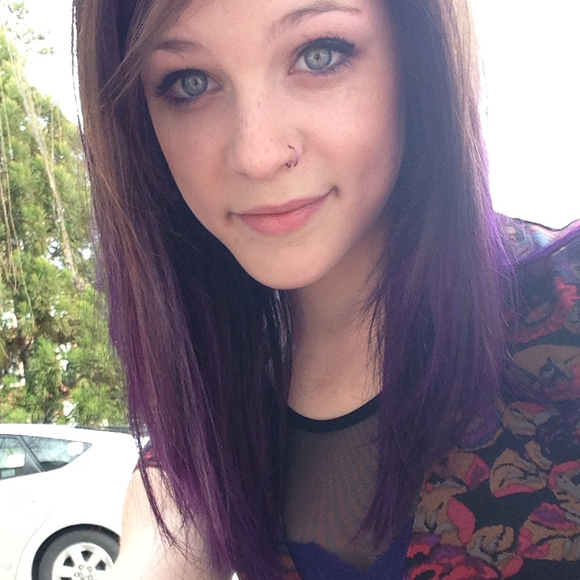 Profile Picture of Mady Sadinsky (@madywhoa) on Poshmark