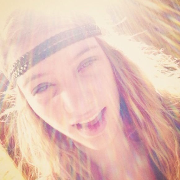 Profile Picture of Taylor Mckinsey (@hipsterchick231) on Poshmark