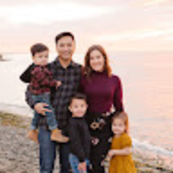 Profile Picture of Michael Shin (@mikeshin) on Poshmark
