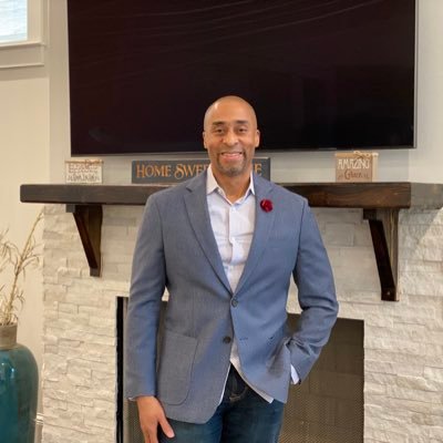 Profile Picture of Steven Bradford (@stevenabradford) on Twitter