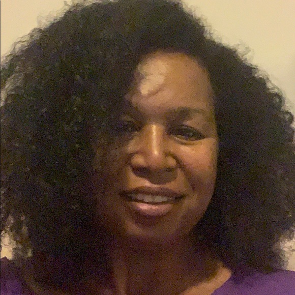 Profile Picture of Cheryl a Herbert (@caligirlaz212) on Poshmark