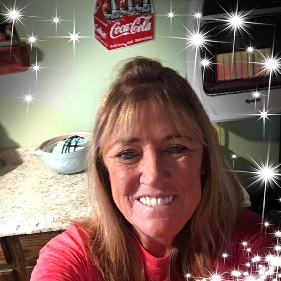 Profile Picture of Tammy Wilhelm (@tmmywhlm) on Poshmark