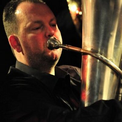 Profile Picture of Simon Derrick (@Simon_Derrick) on Twitter