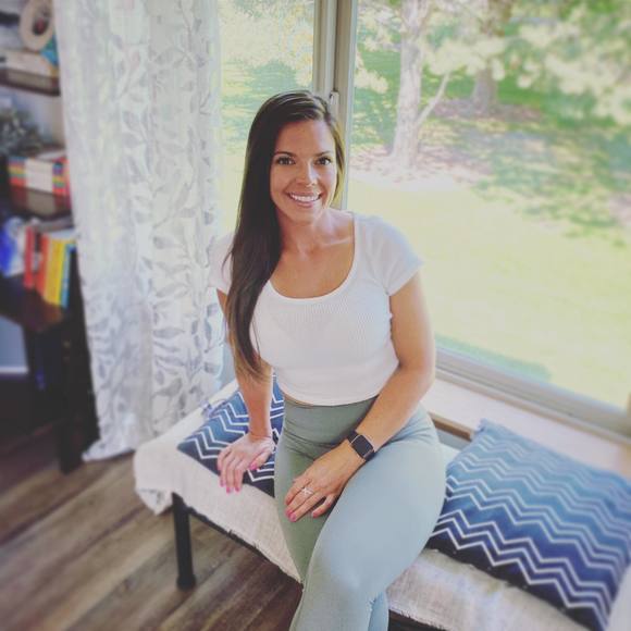 Profile Picture of Camille Goodpasture (@camillegoodpast) on Poshmark