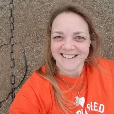 Profile Picture of Janet Krugel (@JanetIsLosingIt) on Twitter