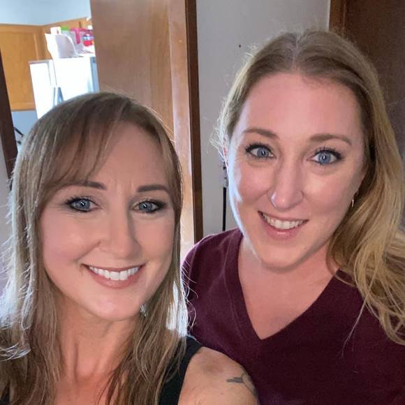 Profile Picture of Shannon Sinclair loughran (@timberchef) on Poshmark