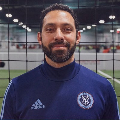 Profile Picture of Mauricio Maya (@mayase24) on Twitter