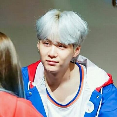 Profile Picture of Phùng Quế Trâm (@ARMY_suga4) on Twitter