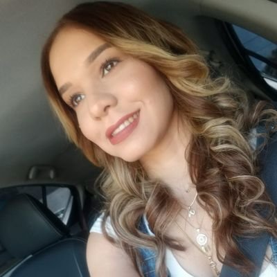 Profile Picture of Daniela Mota☘️ (@danielacmd) on Twitter