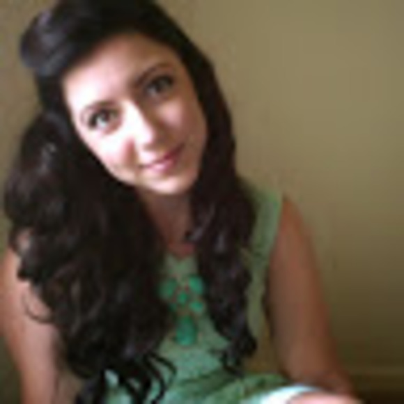 Profile Picture of Brianna Stenzel (@bcstenzel) on Poshmark