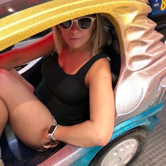 Profile Picture of April Livaditis (@scubabarbiegirl) on Poshmark