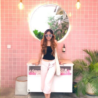 Profile Picture of Pearl ♚ (@KathrinaJames) on Twitter