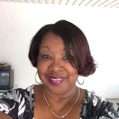 LENORA TAYLOR - Twitter Profile Picture of LENORA TAYLOR (@LENORATAYLOR) on Twitter