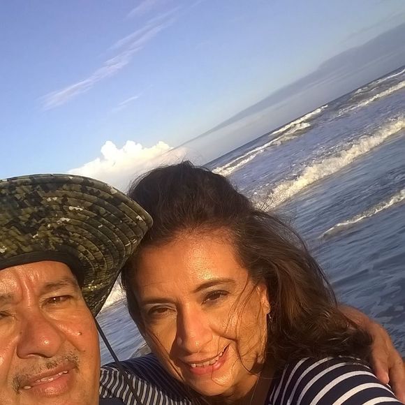 Profile Picture of Arturo Indalecio (@arturoindalecio) on Poshmark