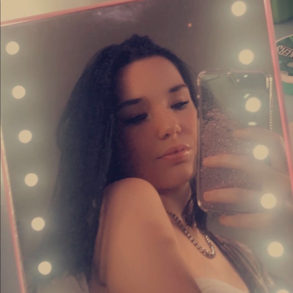 Profile Picture of Piper Smith (@pipersmith482) on Poshmark