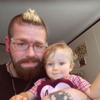 Profile Picture of Aaron Everett (@AaronEv86049354) on Twitter