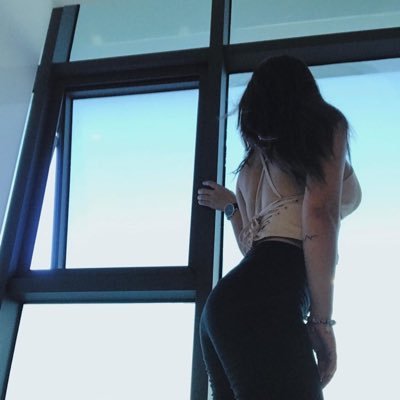 Profile Picture of Anna Huynh Joyce (@AnnaHuynhTranV1) on Twitter