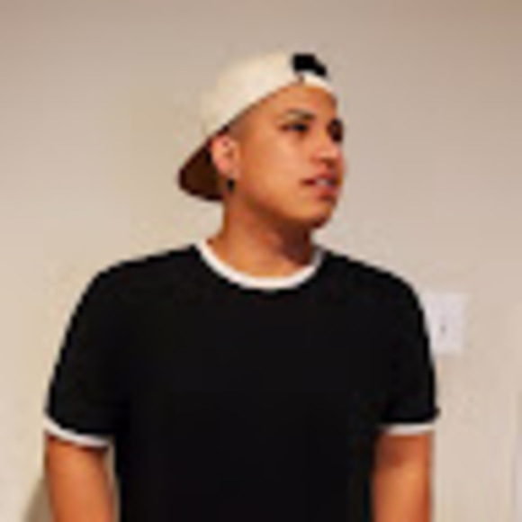 Profile Picture of El Chileno (@ignacio8201) on Poshmark