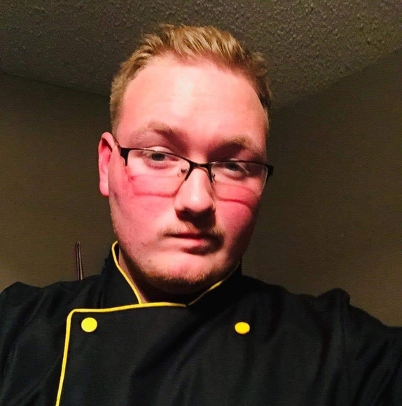 Profile Picture of Matthew Braudaway (@mbraudaway) on Poshmark