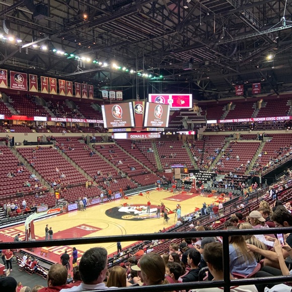 Profile Picture of Joseph Geiger (@joegeiger7) on Poshmark