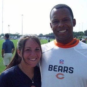 Profile Picture of Josie Santos (@josiesantos) on Myspace