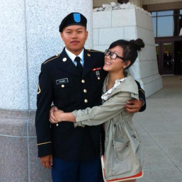 Profile Picture of Anh Luu (@anhluuboo) on Poshmark