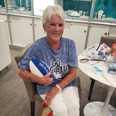 Profile Picture of Joanne Nelson (@joyfuljo1949) on Twitter