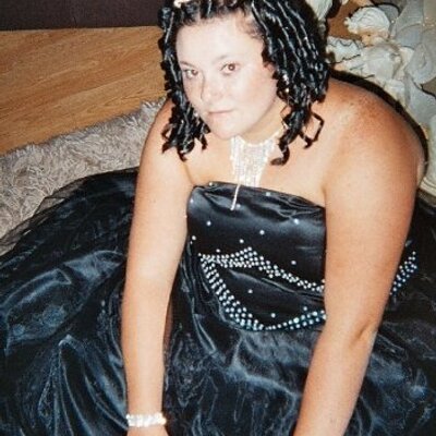 Profile Picture of Nicole Budge (@@Mathewlgw3b) on Twitter
