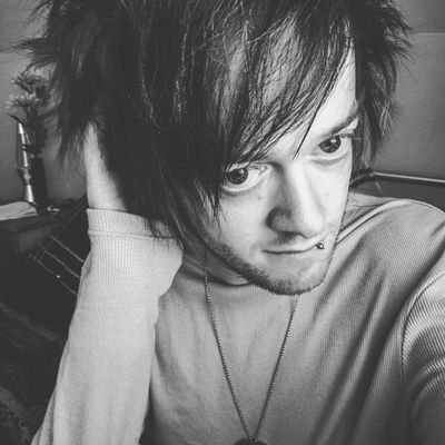 Profile Picture of Stephen FH Kerr (@Kerrsmusic) on Twitter