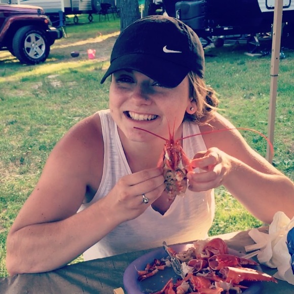 Profile Picture of Megan Mawn (@m_mawn) on Poshmark