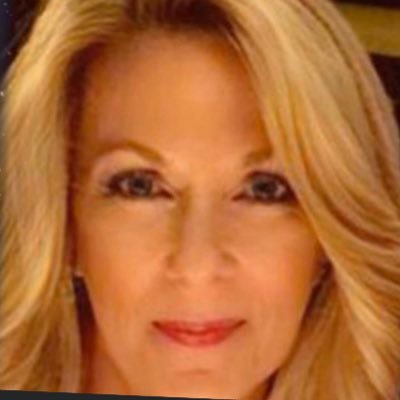 Profile Picture of Karen Preston Snell (@KarenPrestonSn1) on Twitter