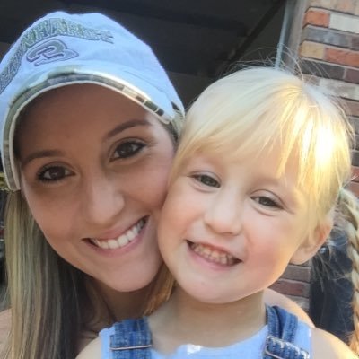 Profile Picture of Sarah Stump (@sarahstump83) on Twitter