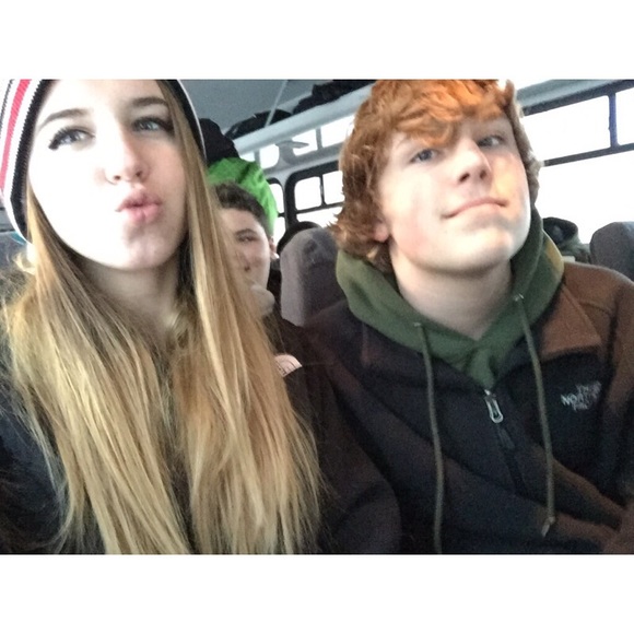 Profile Picture of Molly Milleville (@mollymillsss) on Poshmark