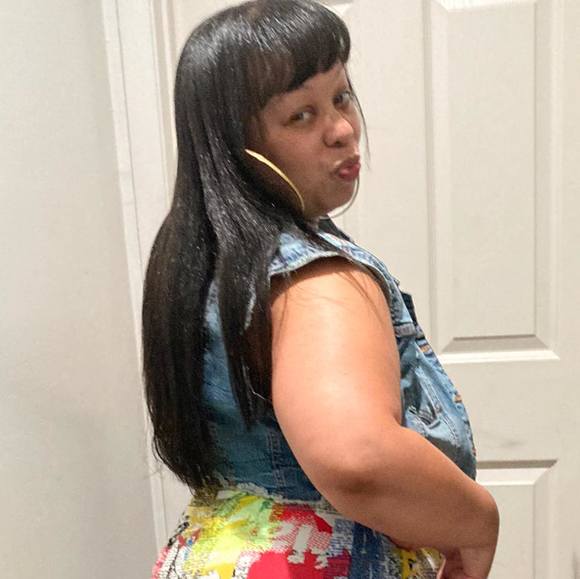 Profile Picture of Chinawhite Witherspoon (@chinawhite710) on Poshmark