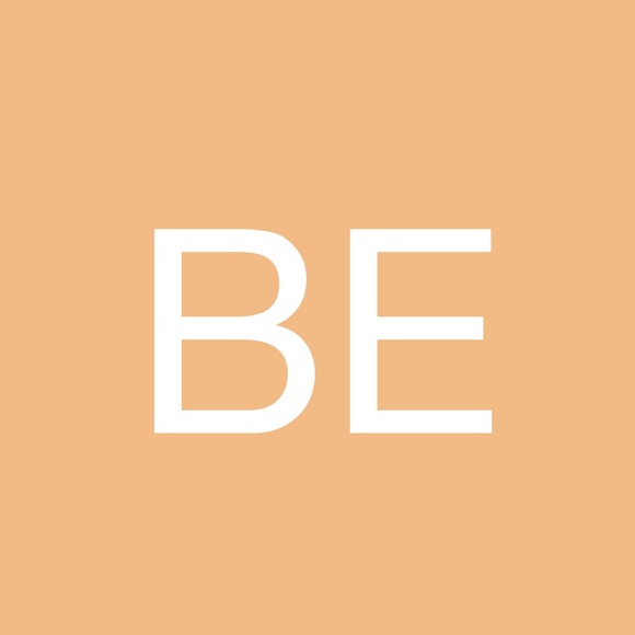 Profile Picture of Brittany Easey (@britte11) on Poshmark