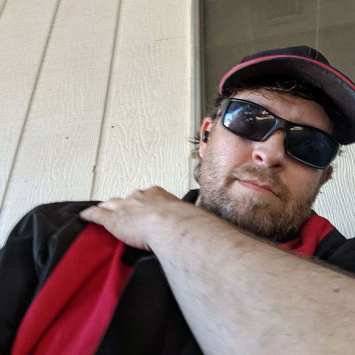 Profile Picture of User_mic_3O3 (@jasonedwardpoulsen567) on Tiktok