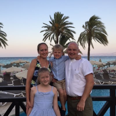 Profile Picture of Dave Hollinshead (@Daveholl1981) on Twitter