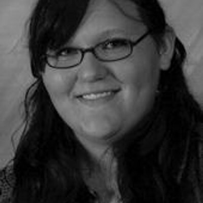 Profile Picture of Lora Louise Beck (@lorabeck15) on Twitter