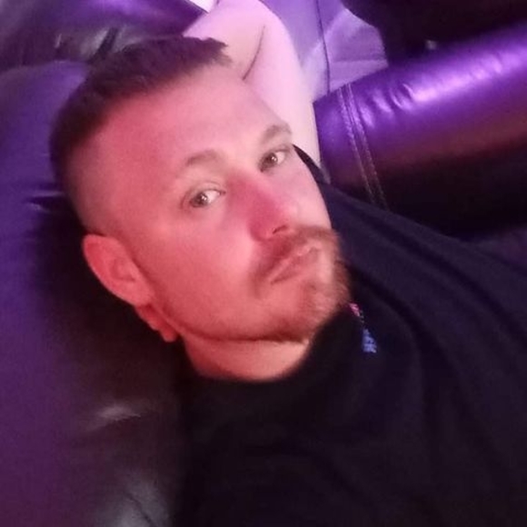 Max Watson - Poshmark Profile Picture of Max Watson (@cando3022) on Poshmark