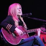 Profile Picture of ⒸⒽⓁⓄⒺ + ⓁⒾⓏ (@testaccfount) on Instagram