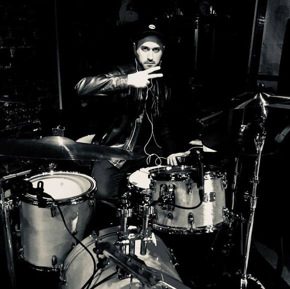 Profile Picture of Dan Wintersteen (@danwintersteen) on Poshmark