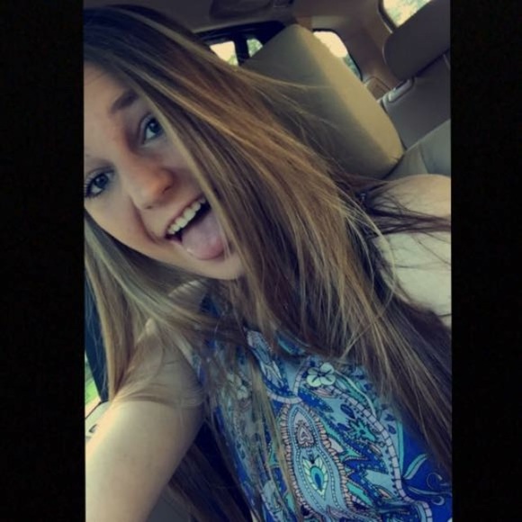 Kelly Sheilds - Poshmark Profile Picture of Kelly Sheilds (@kellysheilds1) on Poshmark