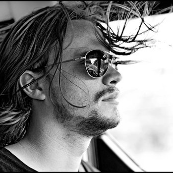 Profile Picture of Daniel Mackey (@danielmackey) on Twitter