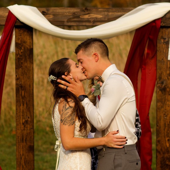 Profile Picture of Matthew Beaumont (@mattee96) on Poshmark