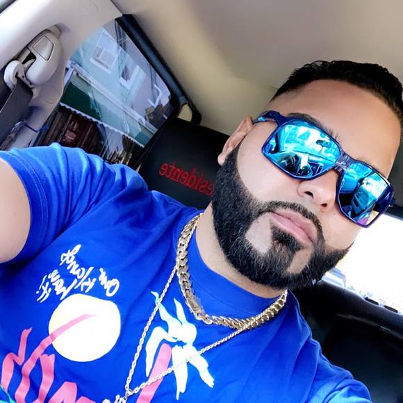 Profile Picture of Jose l. Ruiz (@kingruiz) on Poshmark