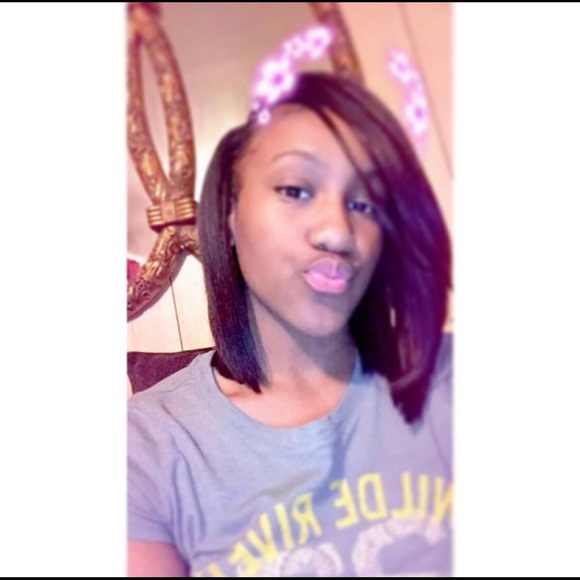Profile Picture of Treneisha Lancelin (@treneisha17) on Poshmark