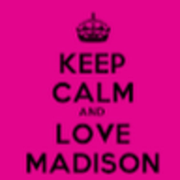 Profile Picture of Madison Mackiewich (@mmackiewich) on Poshmark